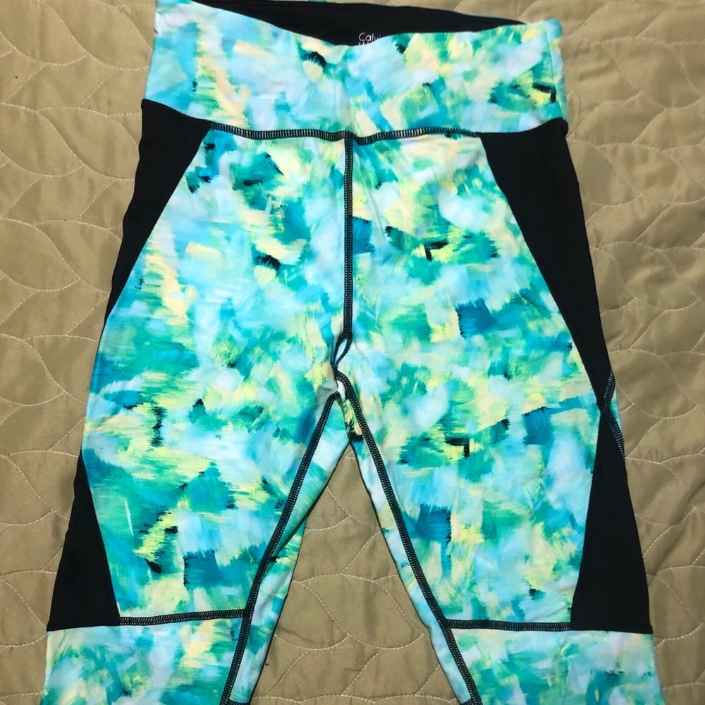 Calvin Klein Workout Capris XS NWT